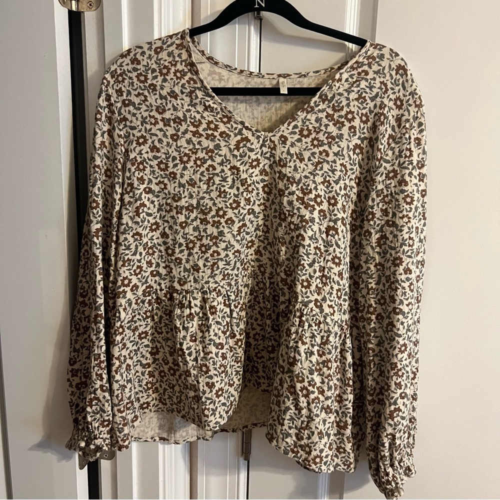 Rylee & crew top